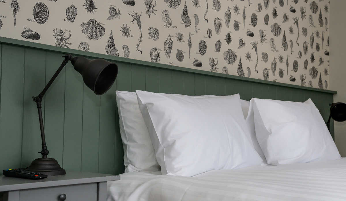 balfour arms bedroom